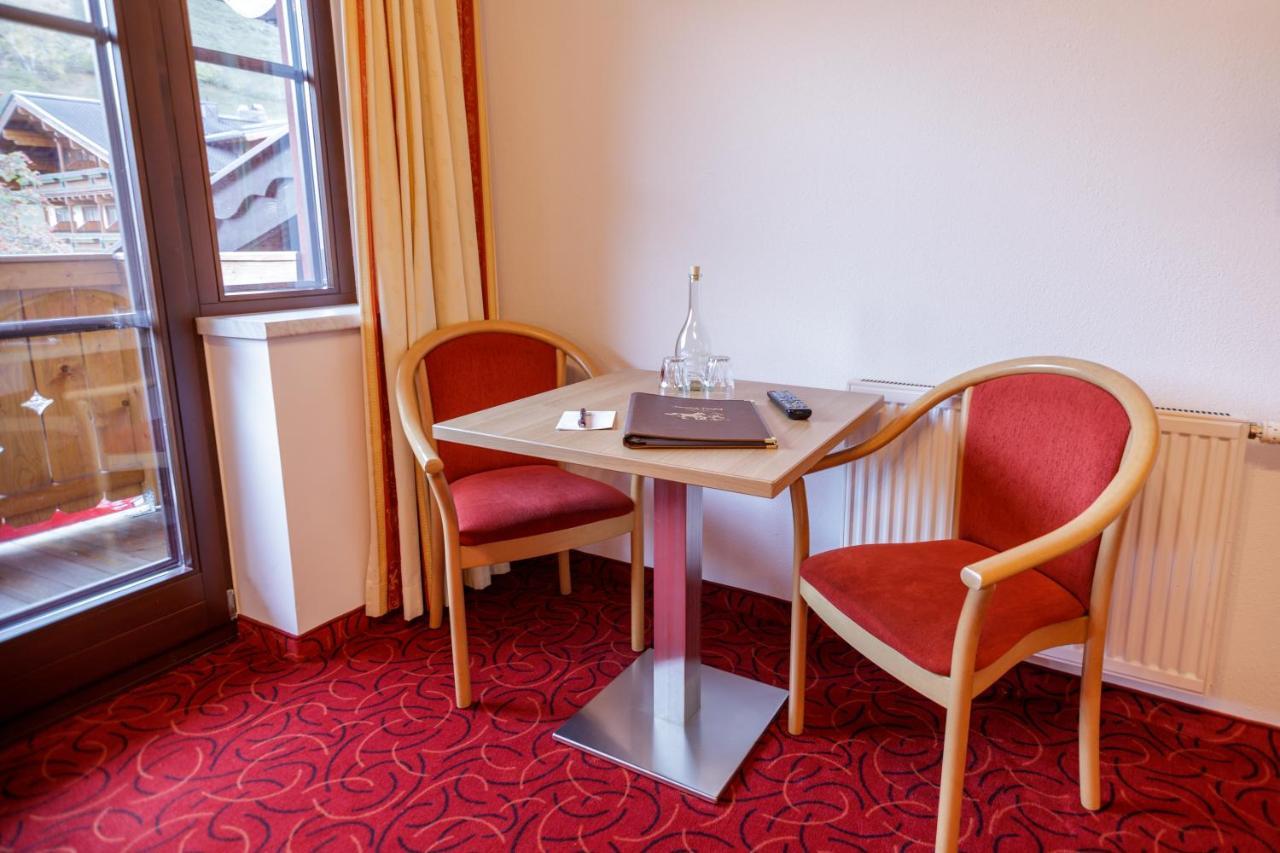 Feriendorf Ponyhof Fusch an der Grossglocknerstrasse Экстерьер фото