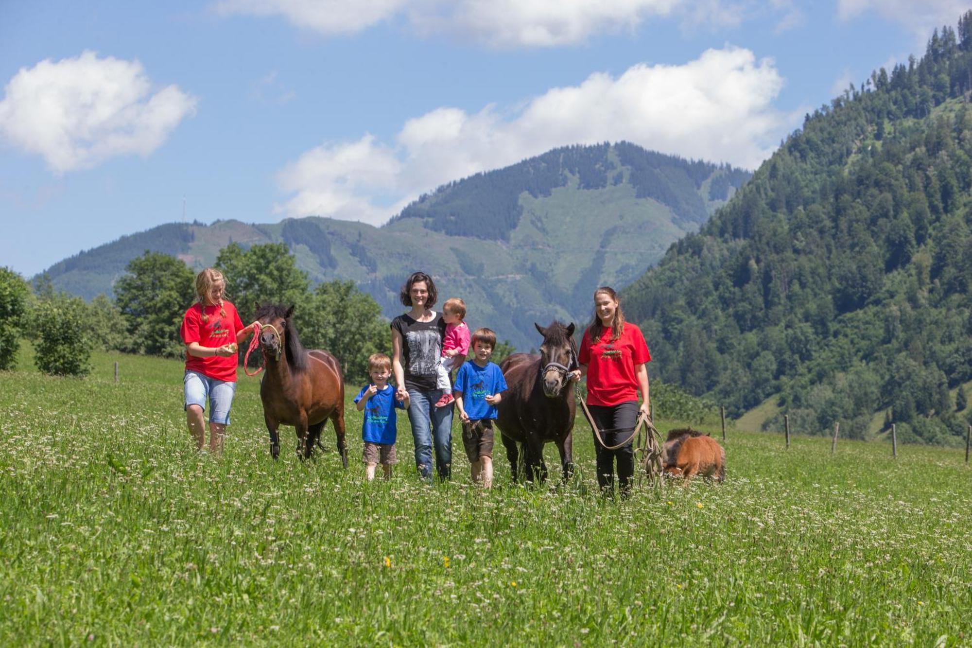 Feriendorf Ponyhof Fusch an der Grossglocknerstrasse Экстерьер фото